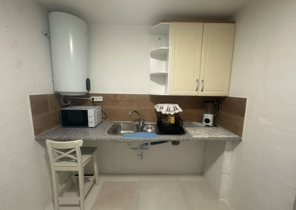 Arrendo T0, kit net, loft!