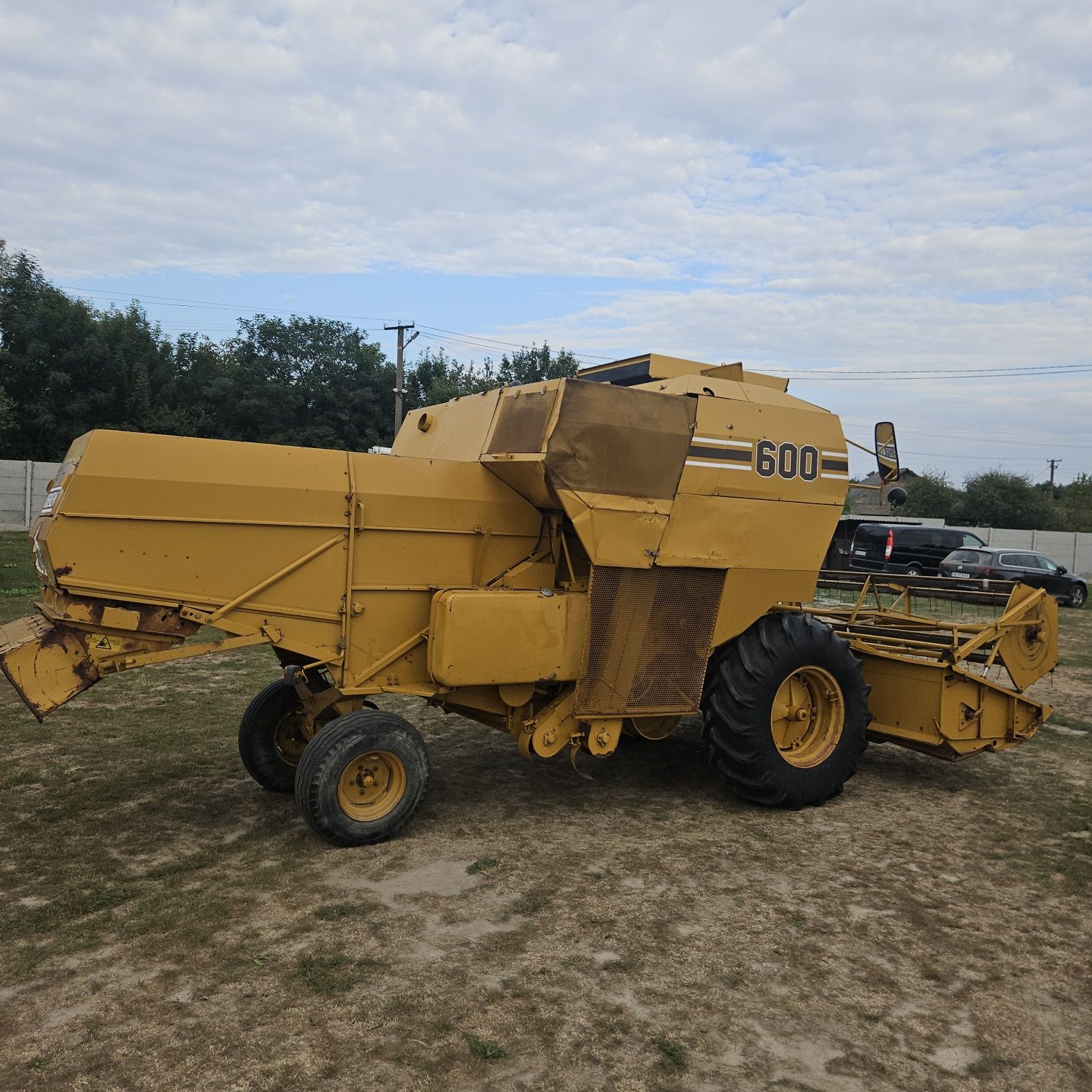 Комбайн зерно збиральний Sampo 600 680 690 з Фінляндії