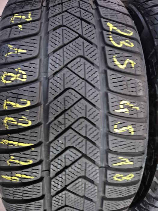235/45r18 98V (Z1822/24)009 2szt 5,5mm 21r Sottozero 3 PIRELLI ZIMOWE