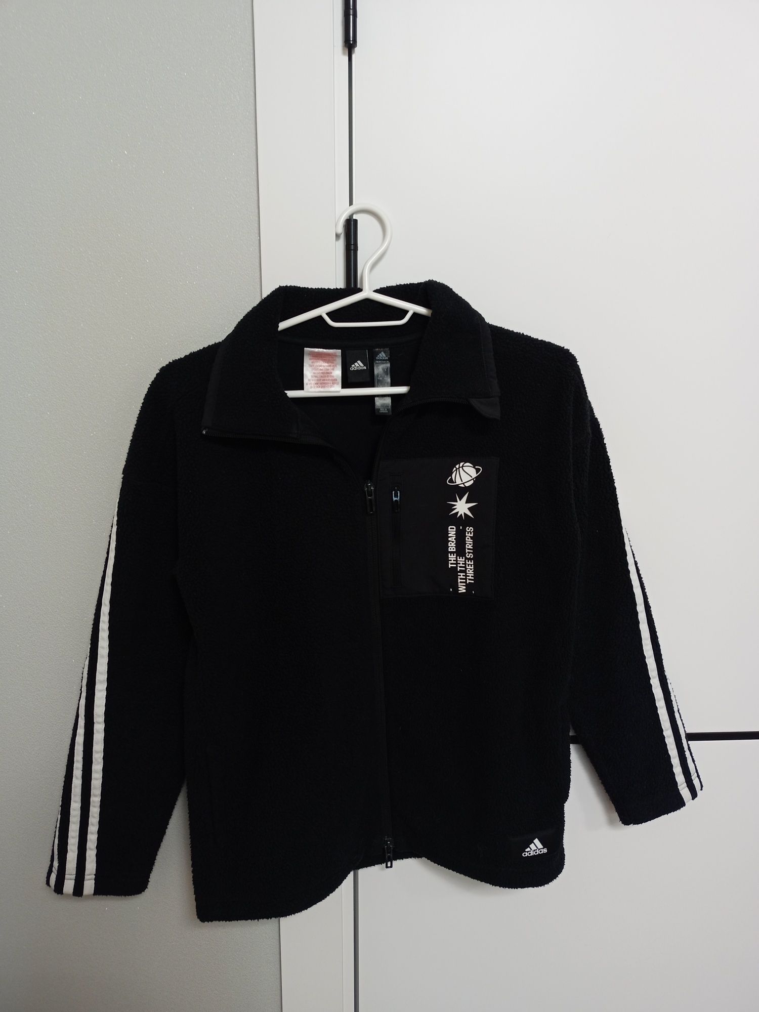 Adidas кофта чорна