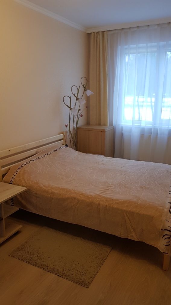 Здам гарну 2х кім. кв.подобово ,по місячно.