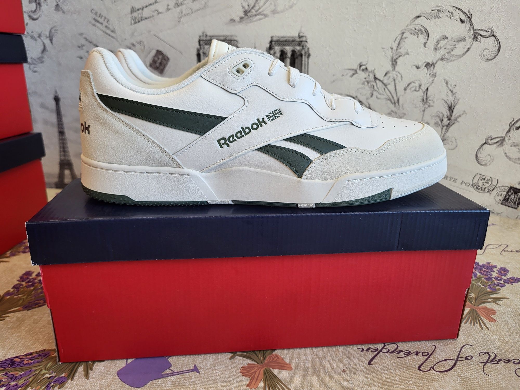 Оригінальні кросівки Reebok BB 4000 розмір 48 us14