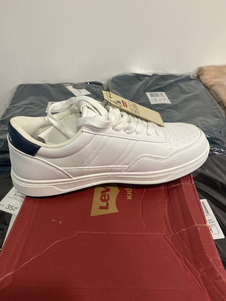 Calcado Levi’s Mulher Branco Marrina Tamanho 37