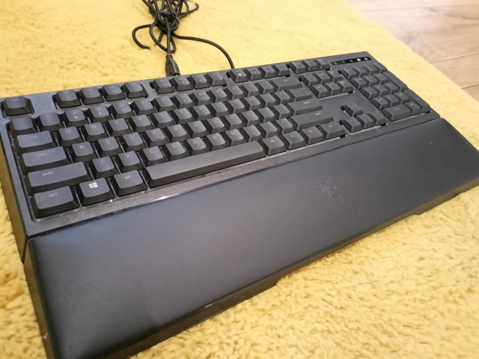 Klawiatura Razer ornata chroma jak nowa