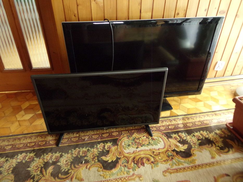 Telewizor LG 32 LF51OU LG 42 LK530 telewizory