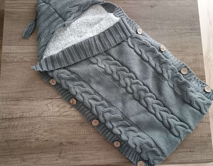 Śpiworek do gondoli