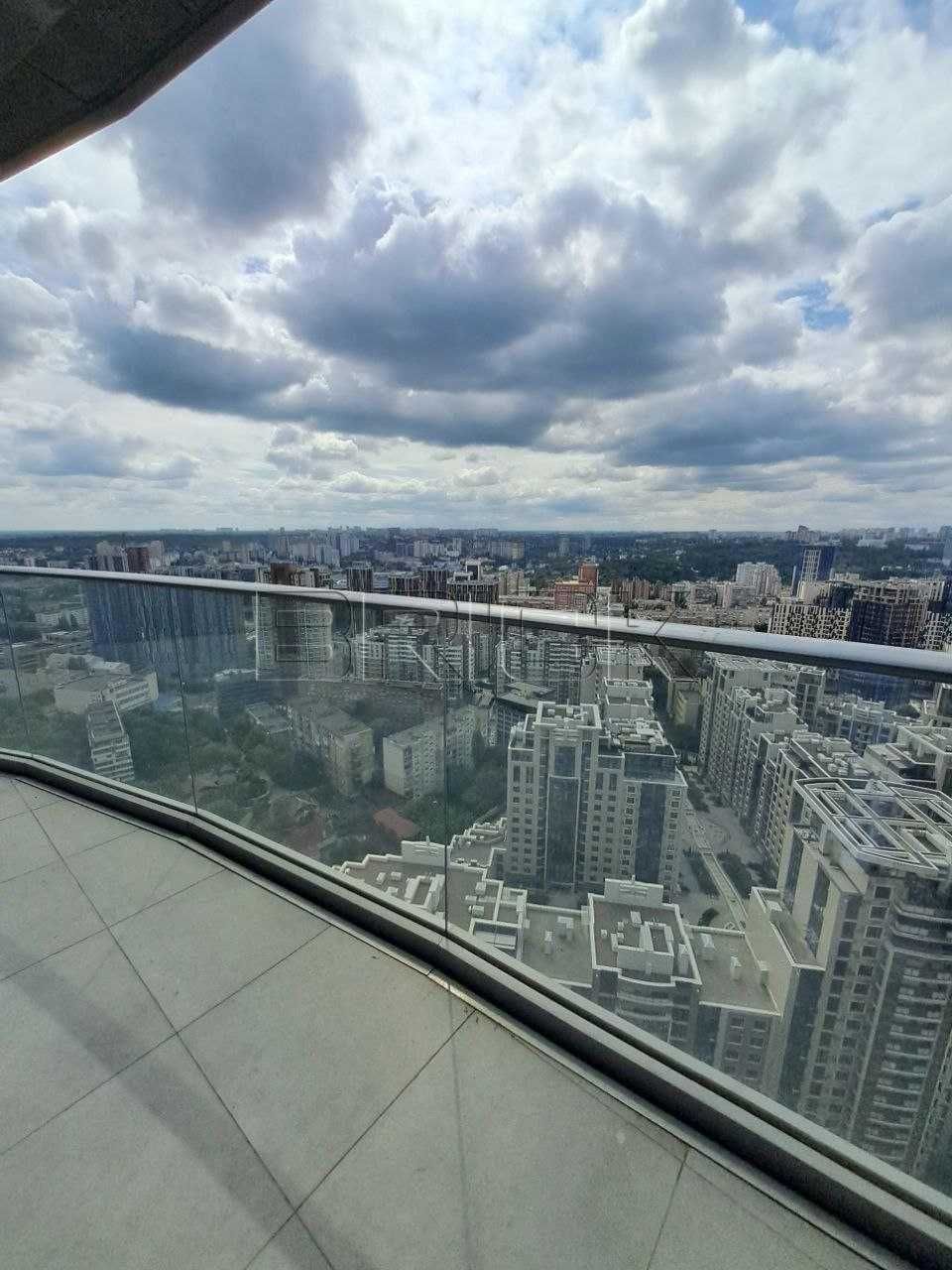 Taryan Towers / 2 ВЕЖА / 3 300 USD м2 / 92м2 / 303 600 USD