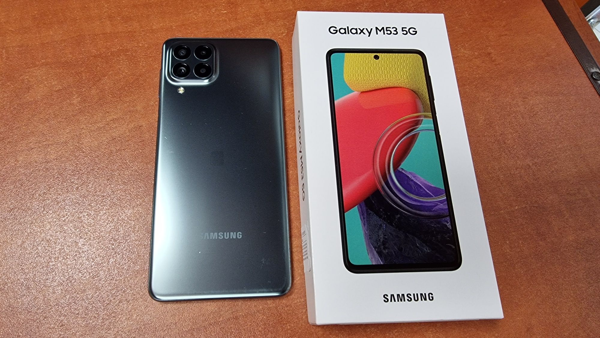 Samsung Galaxy M53 5G Duos 128GB/6GB RAM zielony, stan bdb