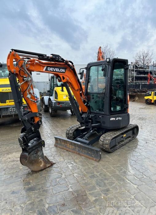 Usługi minikoparka wywrotka Otwock Józefów Warszawa Prace ziemne