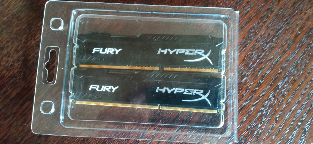 Pamięć RAM Kingston Fury Hyperx 8 GB  (2x4 GB)-DDR3- HX316C10FB/