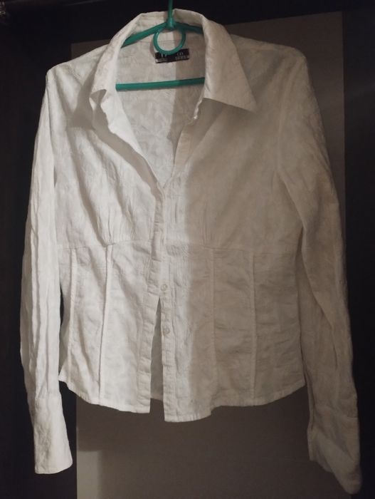 Блузка стильна жіноча