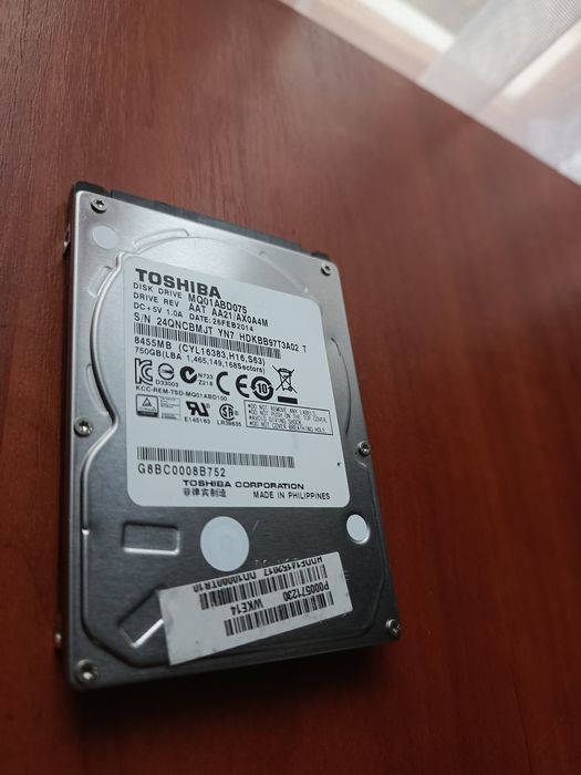 Зовнішній диск  750 гб usb 3.0  SATA 3 TOSHIBA