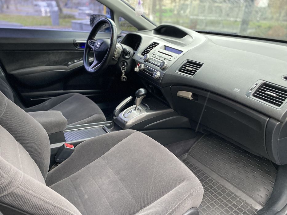 Honda Civic 1.8 Автомат