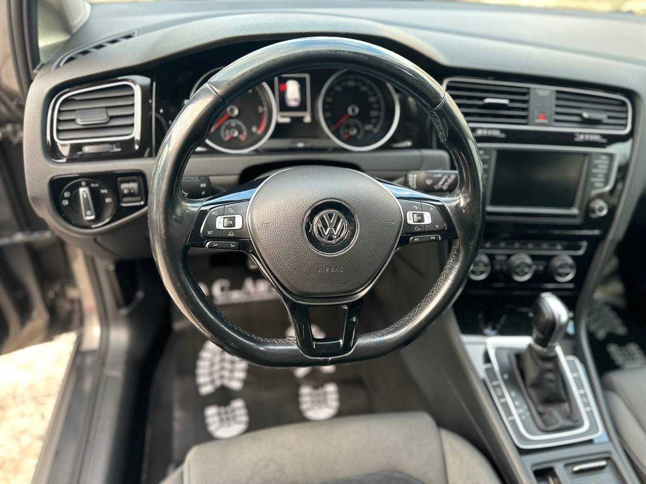 Volkswagen Golf 7 купити за 230 дол/міс