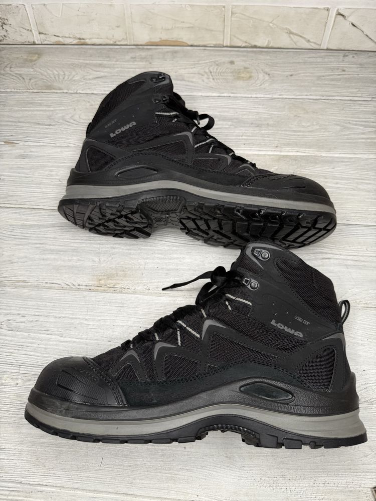 Черные рабочие ботинки lowa gtx gore-tex ( защищен носок