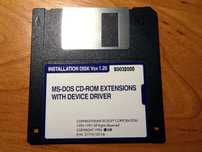 Dyskietka Ms-DOS cd-rom extensions with device drivers.
Wersja 1.25