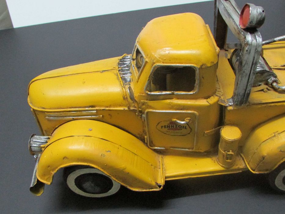 Carro antigo desempanagem - artigo artesanal feito em chapa (vintage)