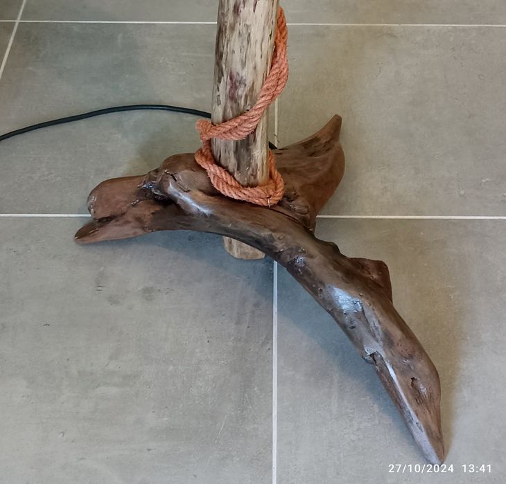 Candeeiro de pé Rústico