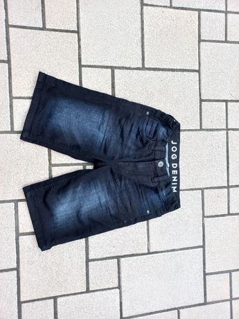 Jeansowe krótkie spodenki r. 140 C&A