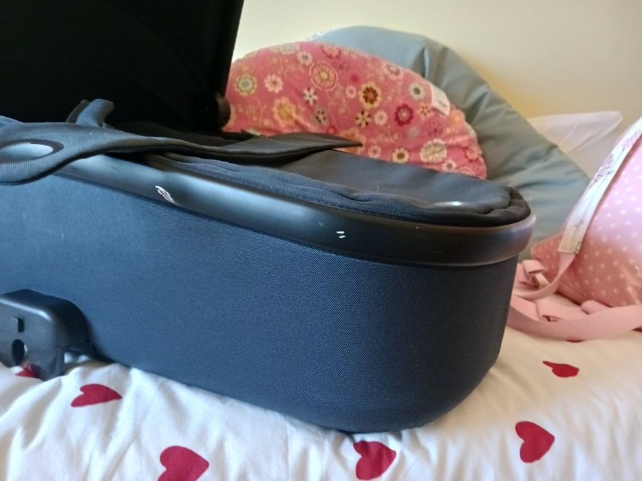 Alcofa Maxi-Cosi Oria Essential Graphite cinzento-escuro