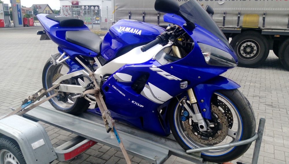 Yamaha YZF R1 01r. 98-02 Plastiki owiewki komplet zbiornik czasza lagi