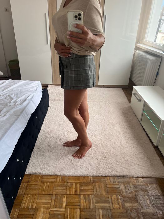 Nowa damska spódniczka firmy Zara rozmiar 36