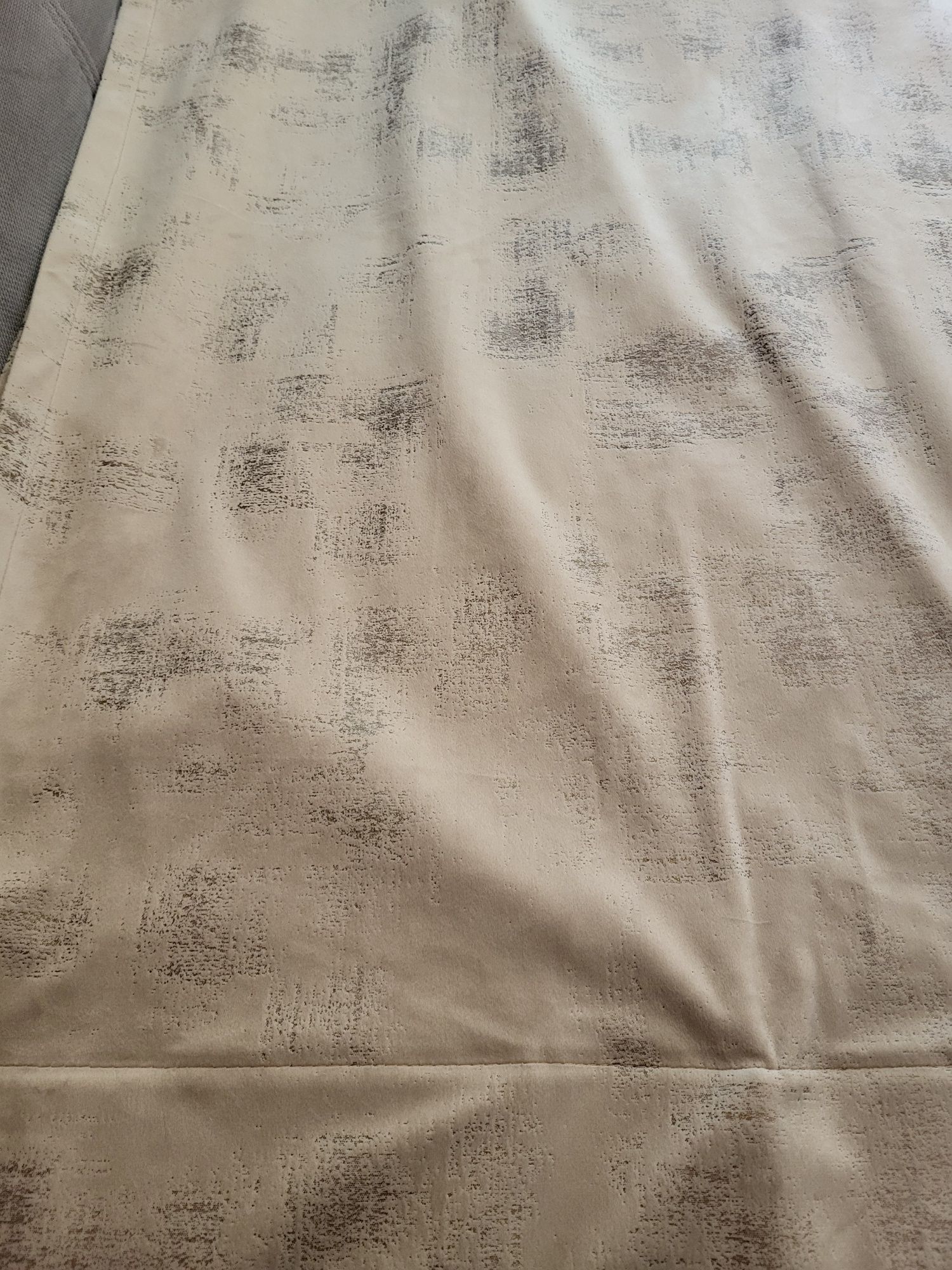 Zasłony eleganckie 3 komplety 140x 326