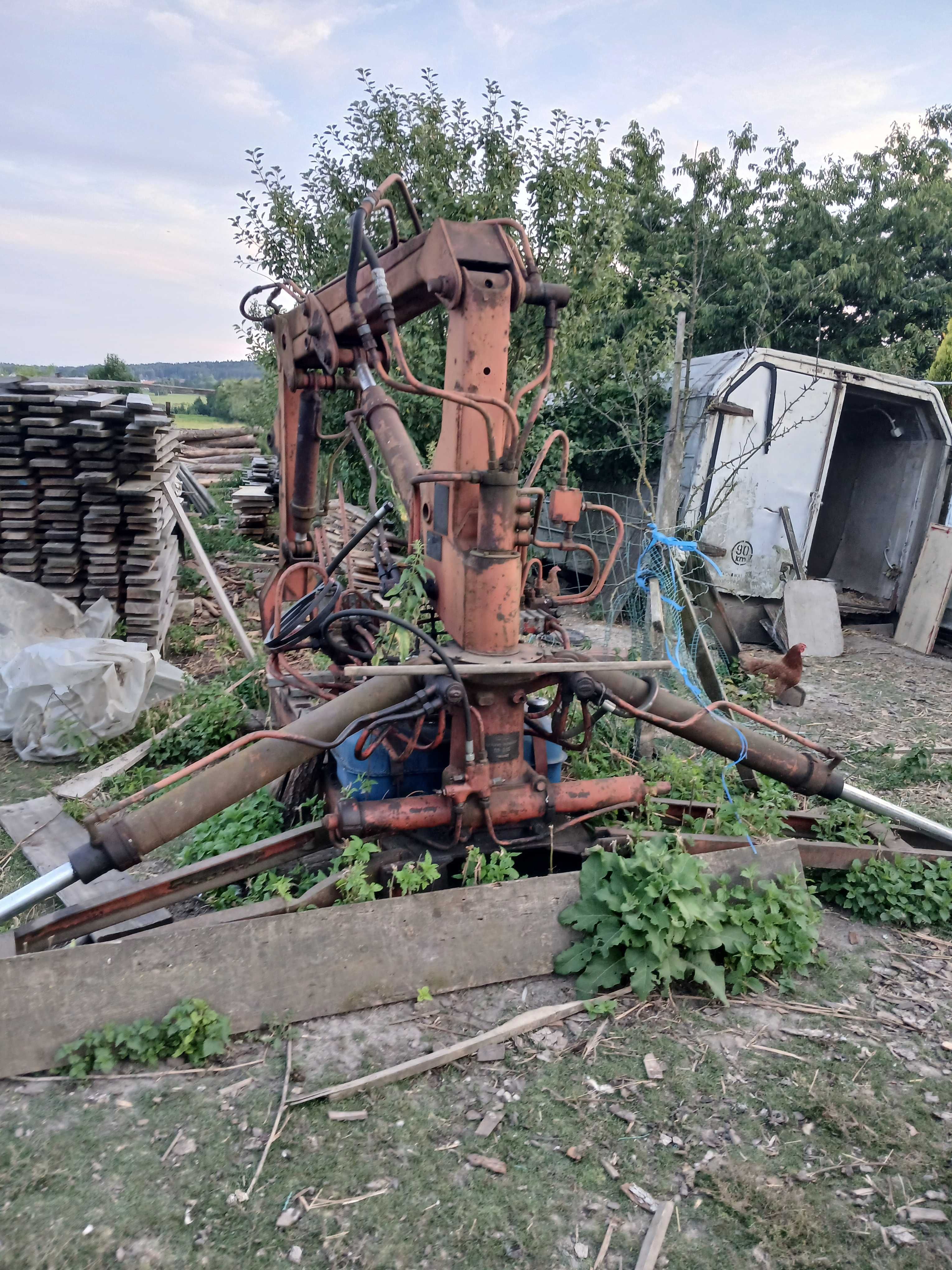Jumz Belarus tył koparka niekompletny/uszkodzony