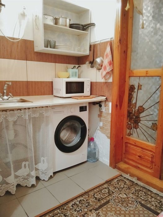 Недорого Квартира в Центрі подобово потижнево помісячно(для 2 ос.)