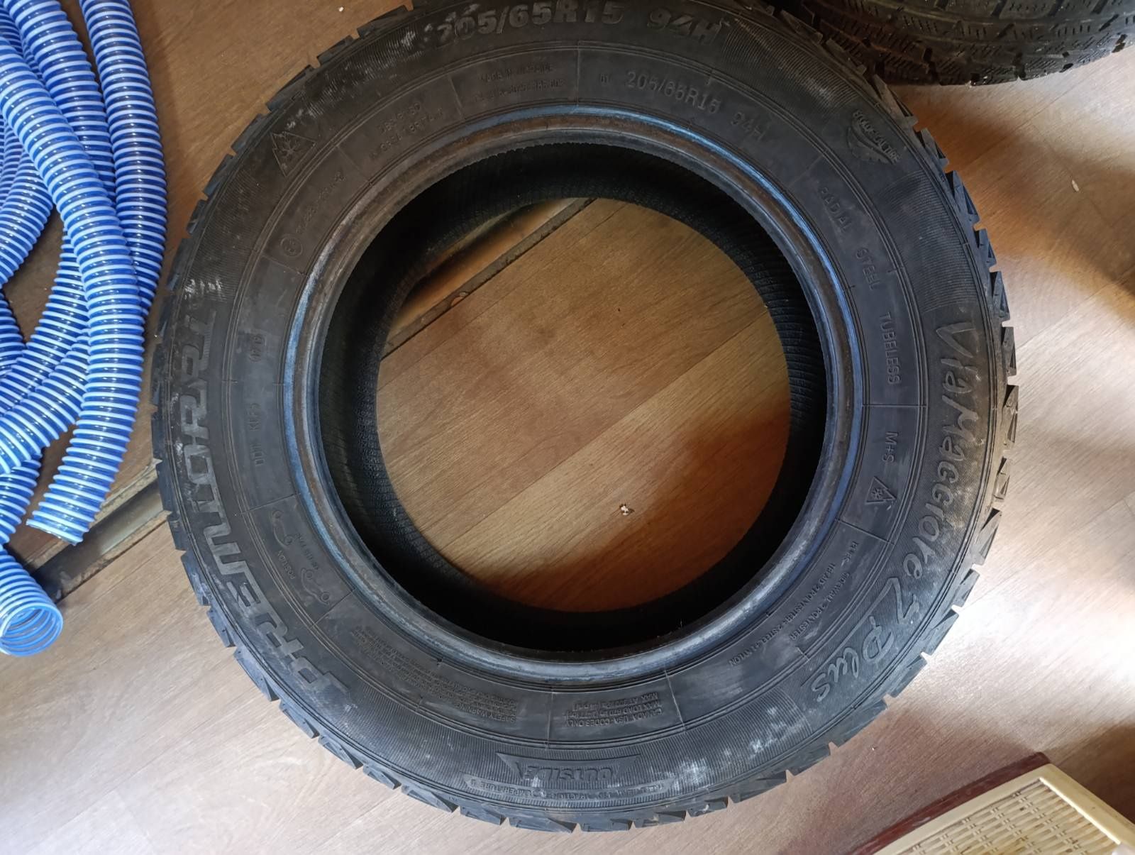 Резина 205/65R15