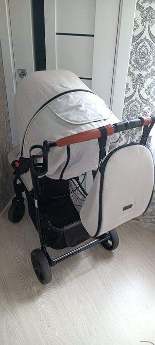 Дитячий візочок прогулянковий Bubago Model2 Beige від 0-3 років
В комп
