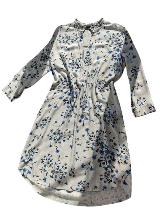 Гарна якісна. Сукня