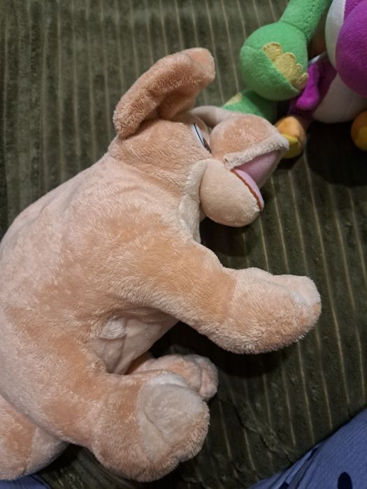 Продам динрзавров мягких,зайка,мишка