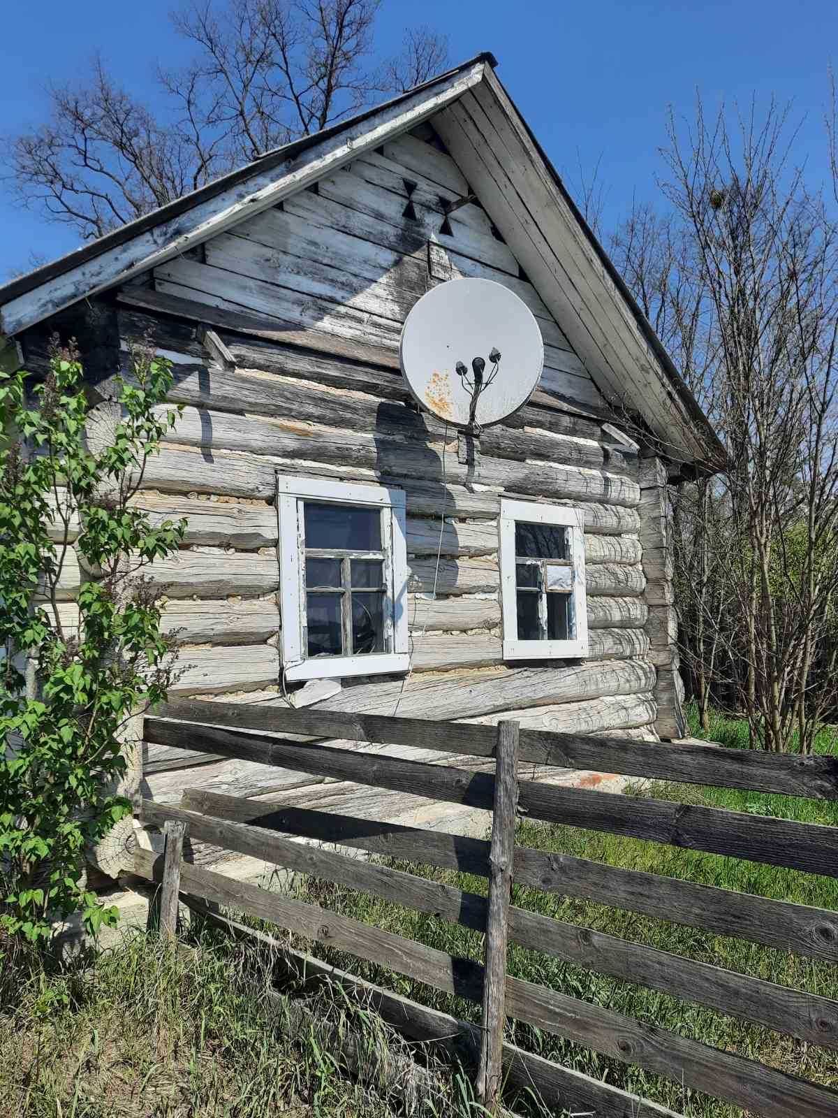 Оране, будинок з 20 сотками землі. Поруч ліс і річка. Дуже гарне місце