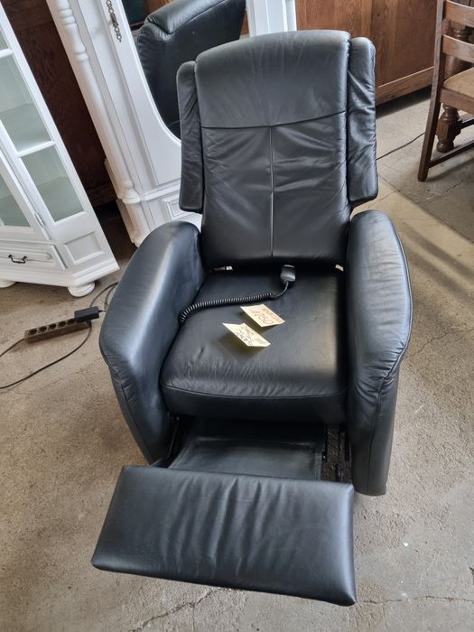 Okazja. Fotel elektryczny geriatryczny na pilota skóra