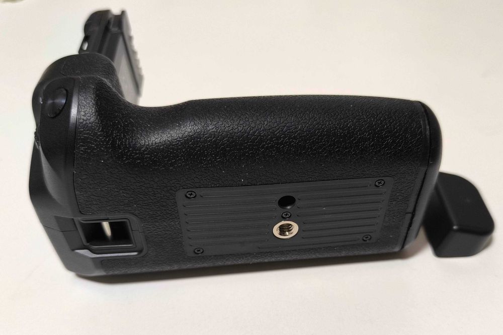 Батарейний блок BG-R10 до Canon R5 R5C R6 R6-Mark II