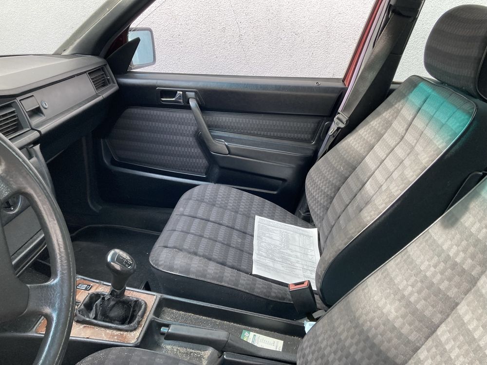 Interior Mercedes 190 Como Novo - RESERVADO