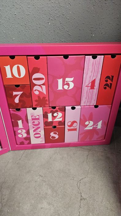 Puste pudełko po kalendarzu adwentowym Perfume's