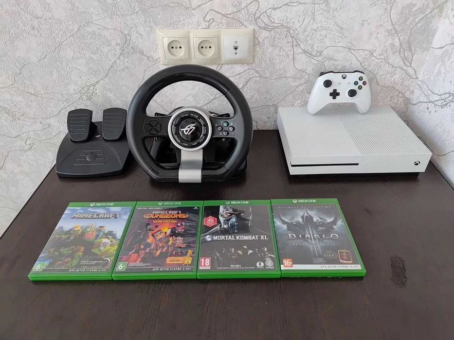 Microsoft Xbox One S 1TB | Ігри в подарунок | Повний комплек