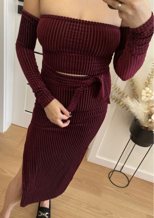 Sukienka welur rozciecie midi swieta sesja bordo