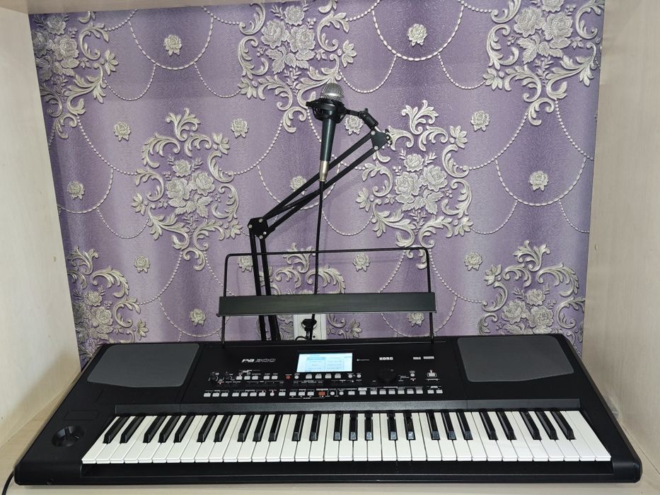 Синтезатор Korg PA 300