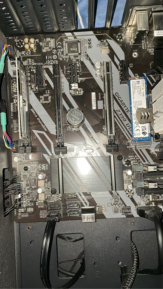 gigabyte z390ud lga 1151 + i5-8600 + 16gb ddr4