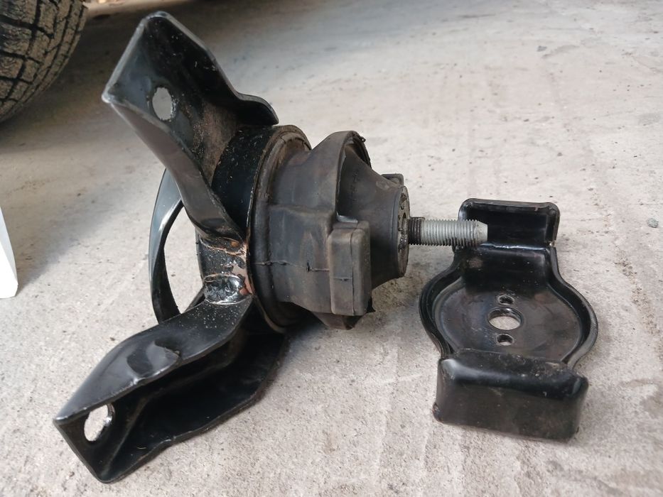 Подушки двигателя хюндай гетс