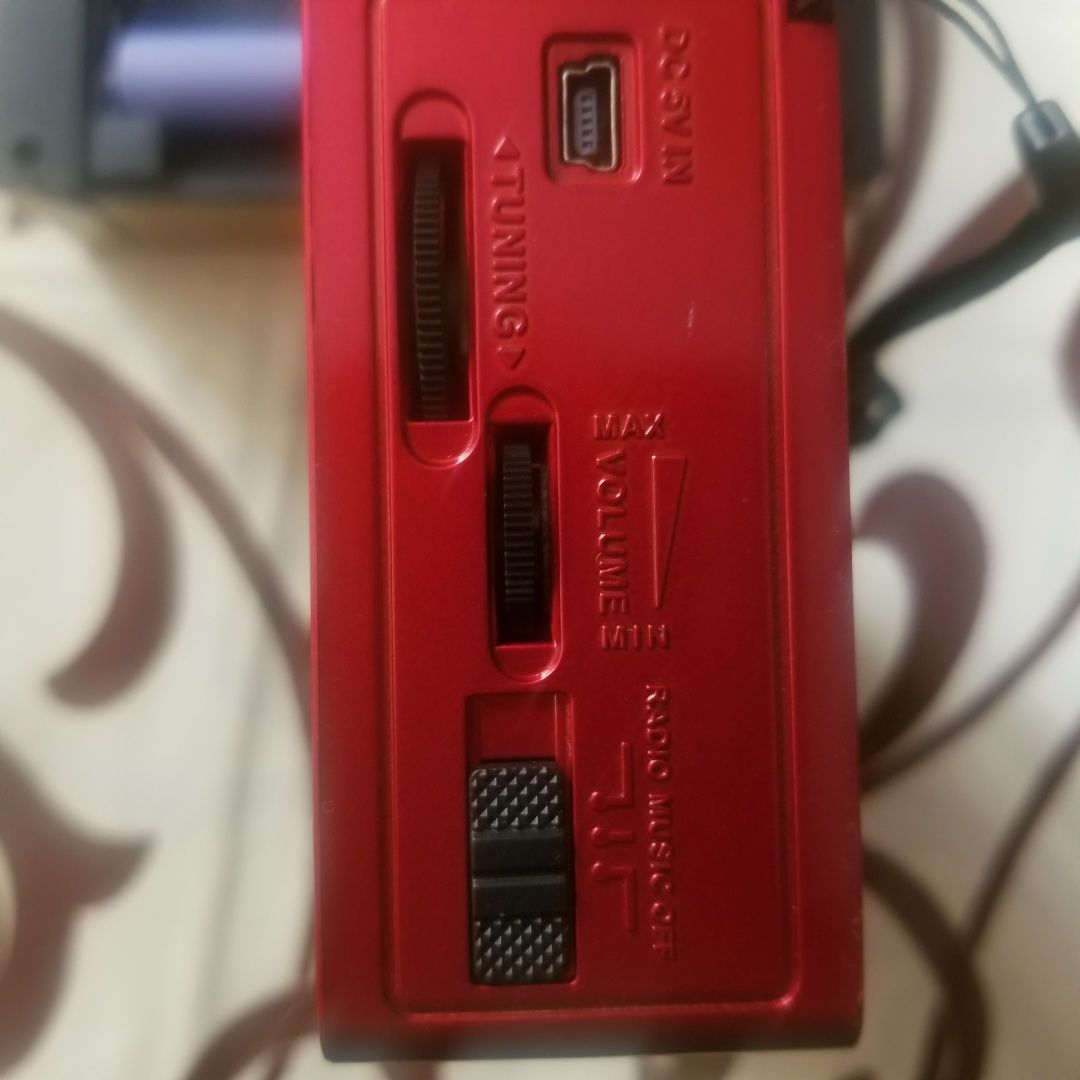 Нові радіоприймачі Golon RX- 8866 із USB і фонариком 1 Ватт