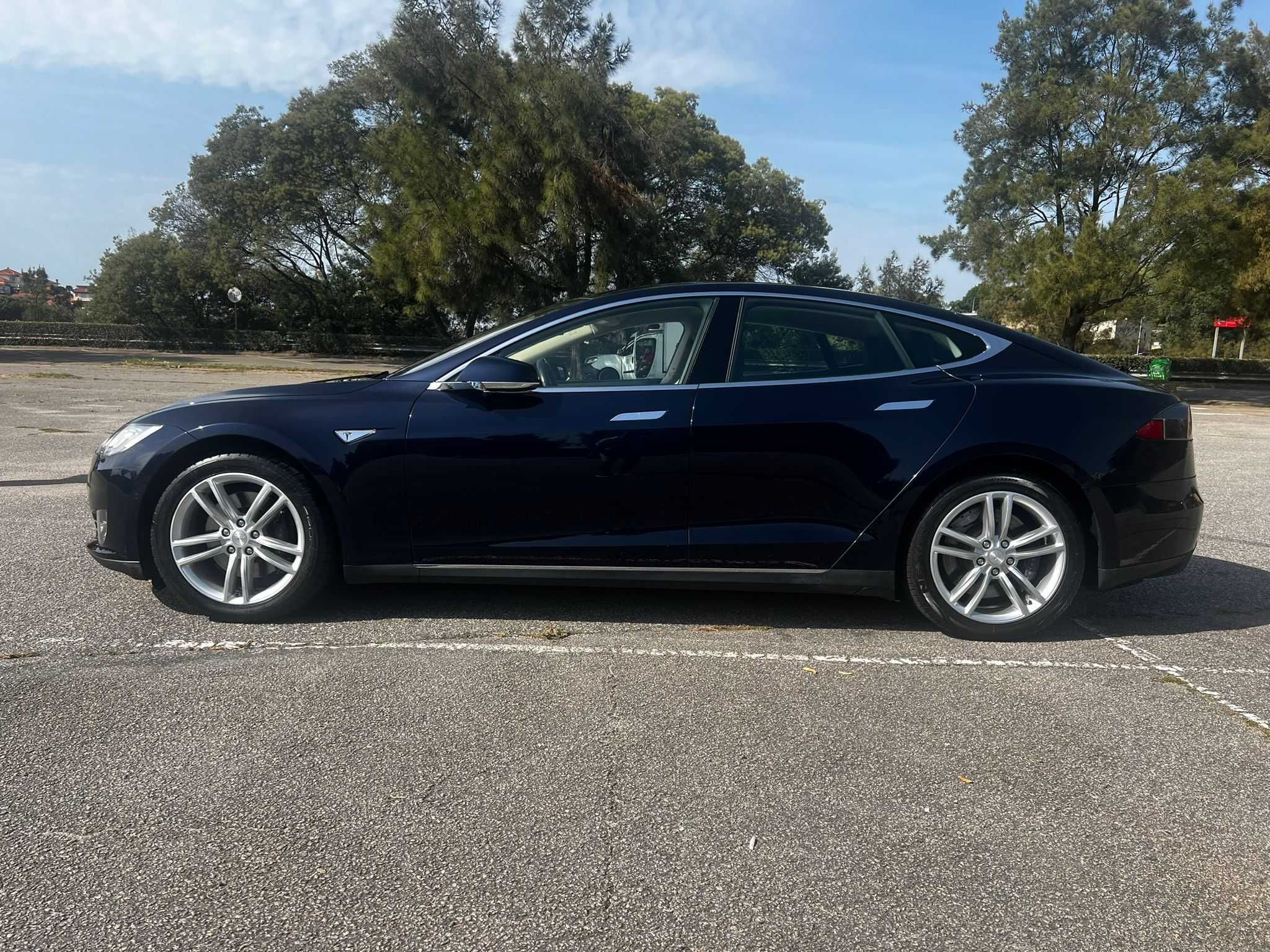 Tesla Model S 60