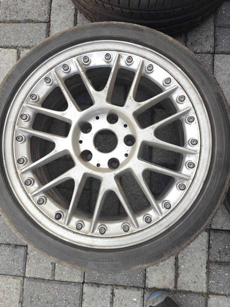 Felgi OZ RACING 8x18 ET35 5x120 2TLG
