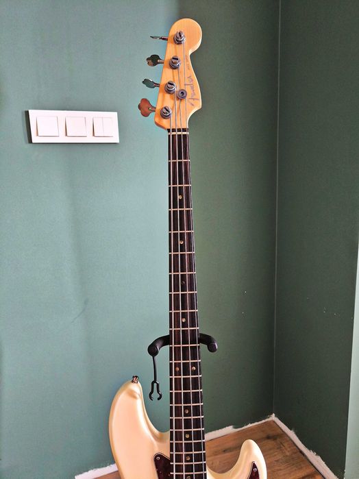 Fender Jazz Bass Deluxe 2007