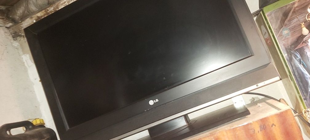 Tv lg 32 całe LCD