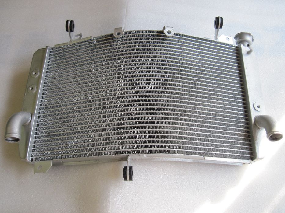 R1 Chłodnica YAMAHA YZF R1,R 1 998cm lata 2015- modele RN32/RN49