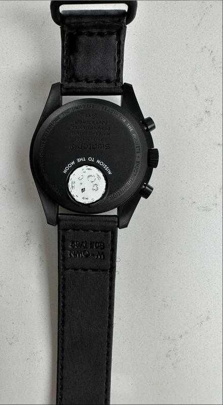 Omega x Swatch Snoopy SO33B700 Ekskluzywny Model z Moonphase